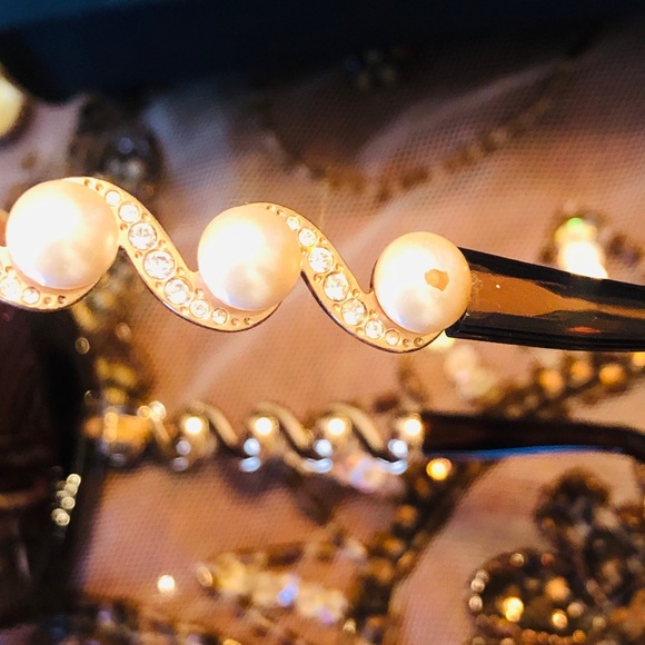 Chopard Swarovski crystals and pearl sunglasses. main image 6